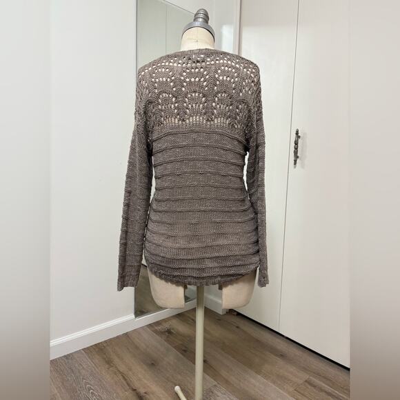 American Rag Taupe Woman's Long Sleeve Knit Top with Crochet Accents Sweater XS - Picture 3 of 5